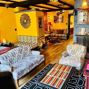 Du Monde Apartment
